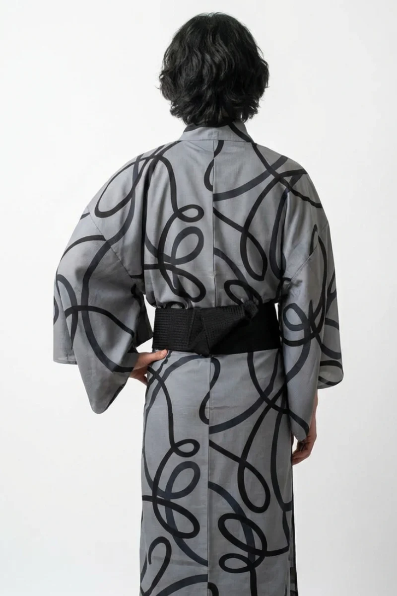 Antique Japanese Kimono 'Fudegaki' - Image 2