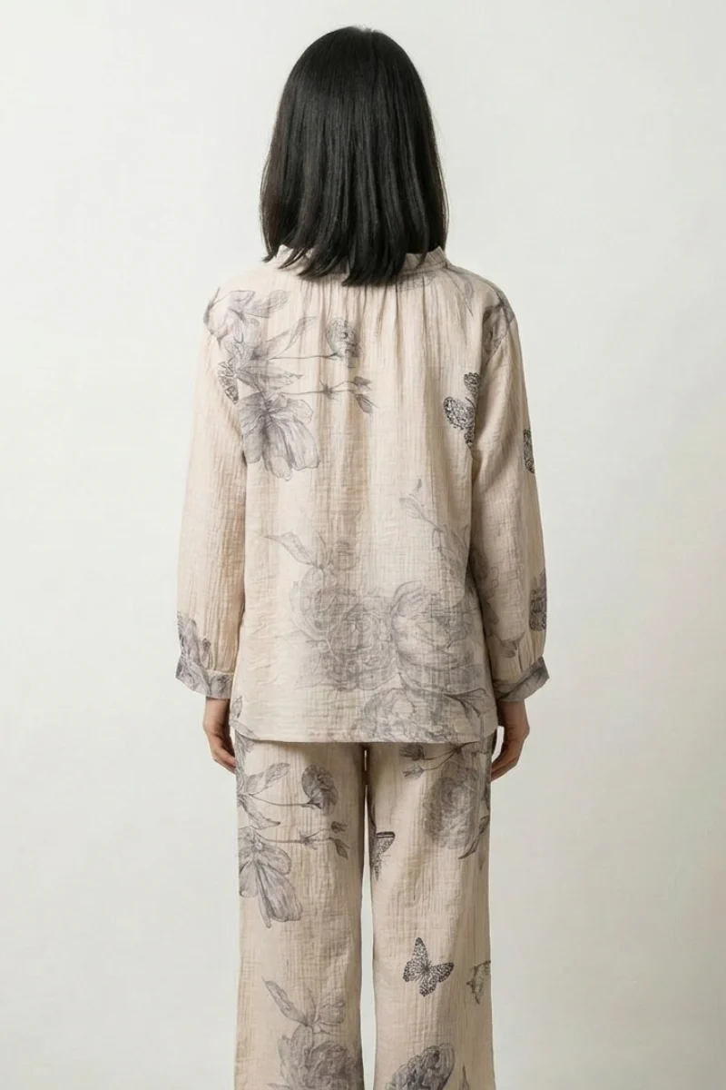 Butterfly Traditional Japanese Pajamas 'Chouka' - Image 2