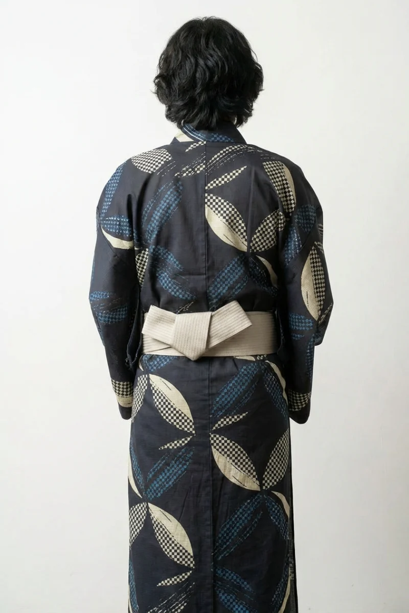 Japanese Kimono for Men 'Ichihane' - Image 2