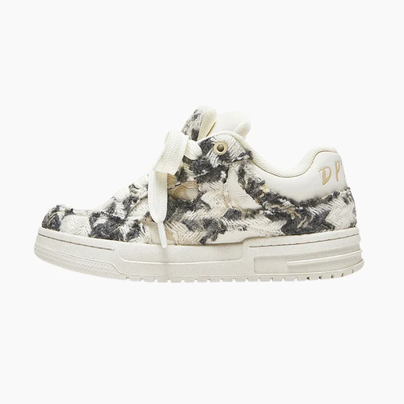 Japanese Minimalist Sneakers 'Yuki' - Image 3