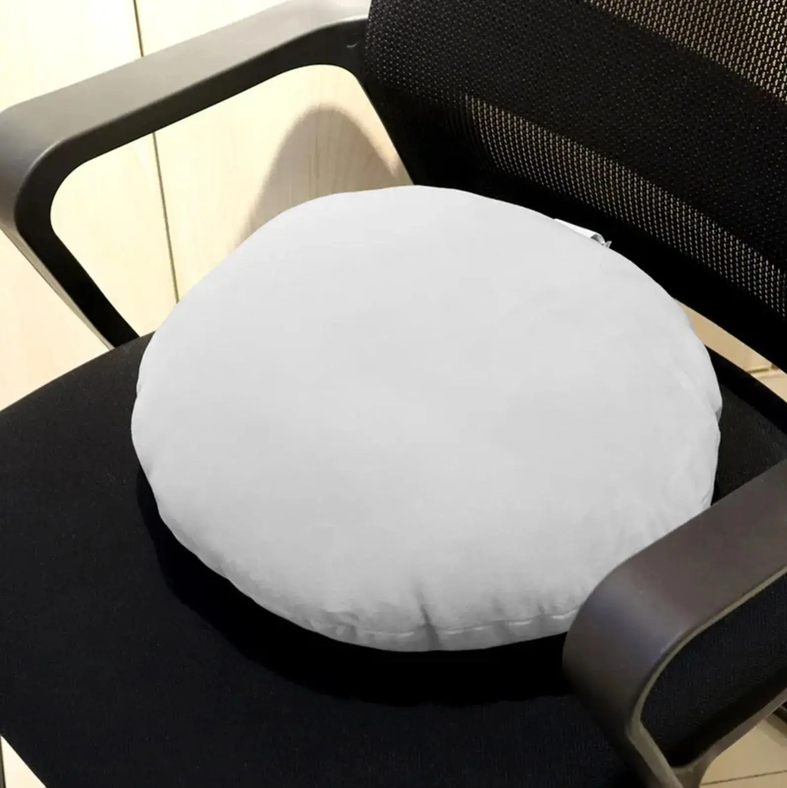 Japanese velvet cushion 'Nishio' - Image 5