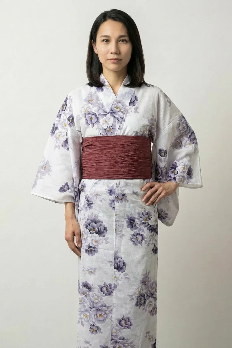White Japanese Kimono 'Botanko'